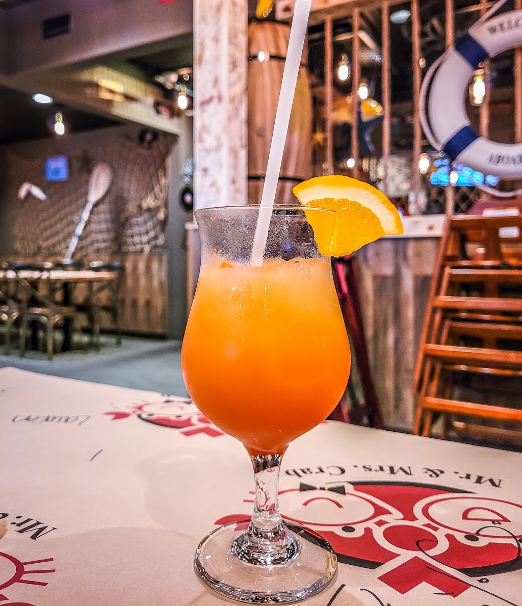 Mr. & Mrs. Crab St Pete | restaurant | 6798 Crosswinds Dr N, St. Petersburg, FL 33710, USA | 7273175582 OR +1 727-317-5582