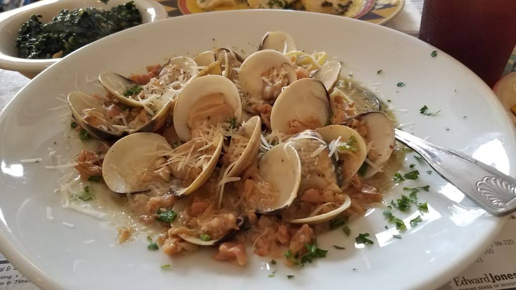 Franks Grill | restaurant | 11400 Overseas Hwy, Marathon, FL 33050, USA | 3052897772 OR +1 305-289-7772