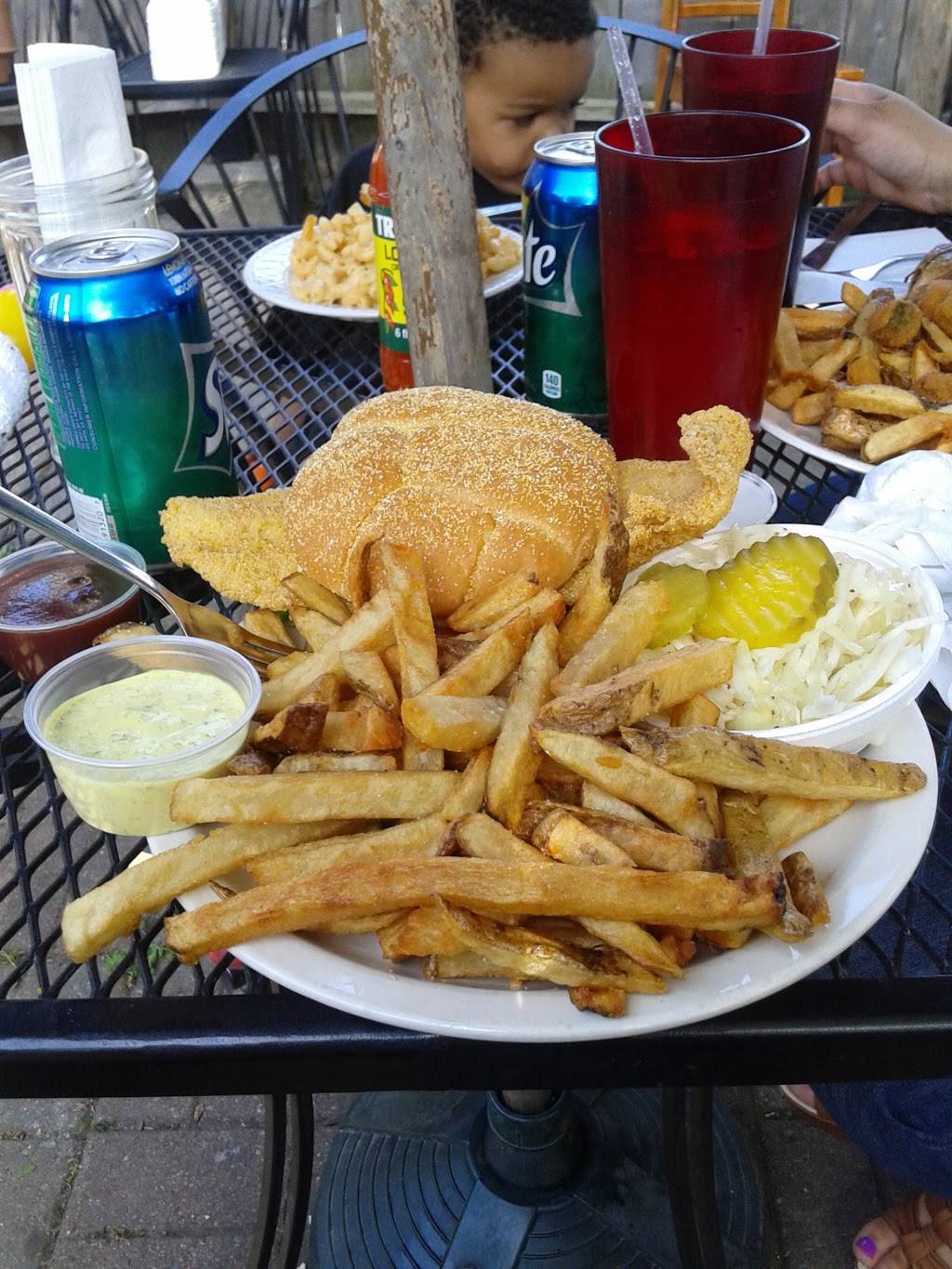 Feed | restaurant | 2803 W Chicago Ave, Chicago, IL 60622, USA | 7734894600 OR +1 773-489-4600