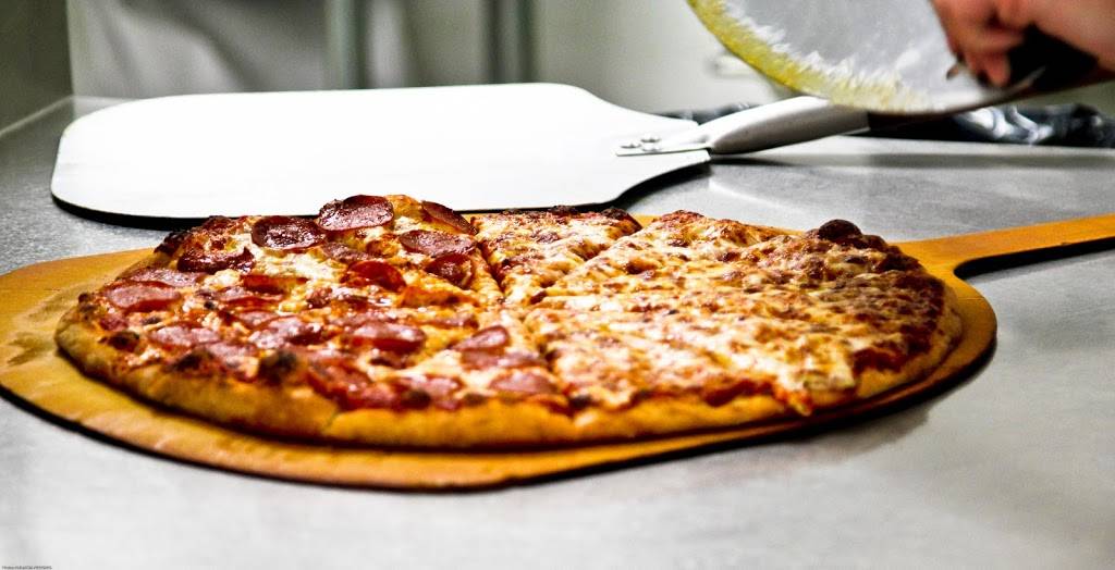 Odd Moes Pizza | meal delivery | 4815 Commercial St SE #140, Salem, OR 97306, USA | 5035883232 OR +1 503-588-3232