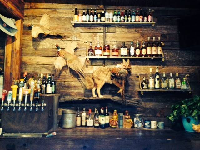 Two Shoe BBQ | restaurant | 4105 Leary Way NW, Seattle, WA 98107, USA | 2066933962 OR +1 206-693-3962