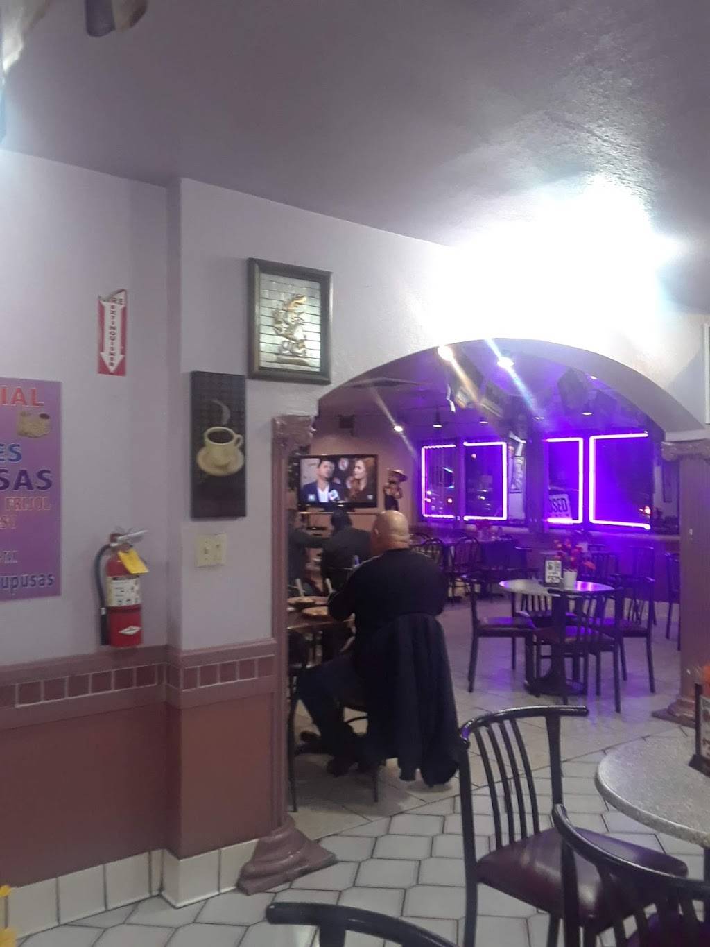 Super Tortas | restaurant | 7951 Vineland Ave, Sun Valley, CA 91352, USA | 8187652496 OR +1 818-765-2496