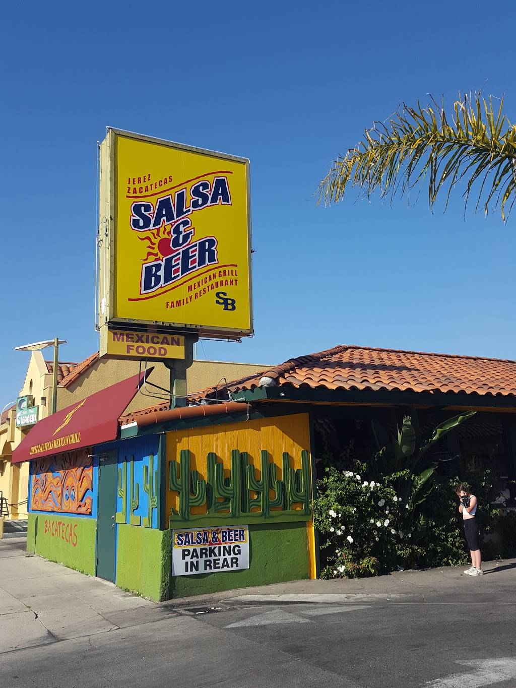 Salsa & Beer | restaurant | 6740 White Oak Ave, Lake Balboa, CA 91406, USA | 8184010015 OR +1 818-401-0015