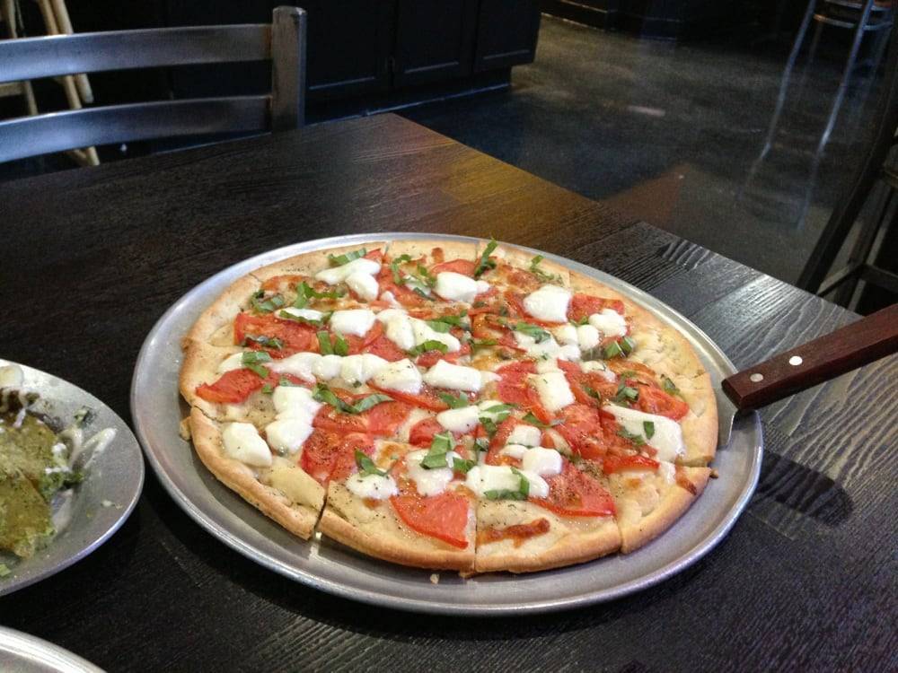 Italian Pizza Kitchen | meal delivery | 1433 N Dayton St, Chicago, IL 60642, USA | 3126426700 OR +1 312-642-6700