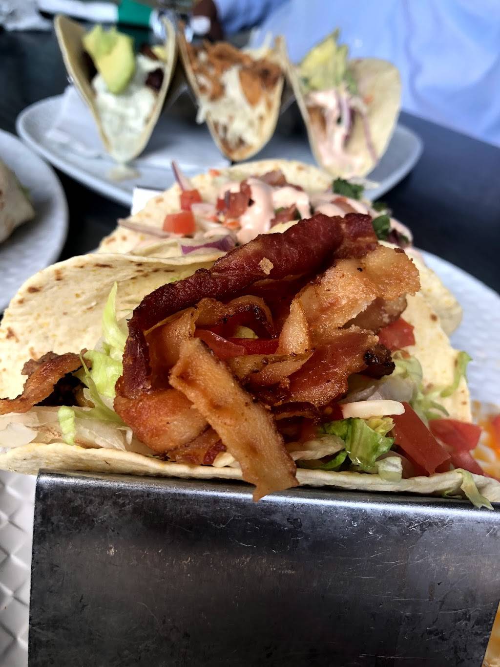 The Terrace at Surf Shack | restaurant | 328 John Ringling Blvd, Sarasota, FL 34236, USA | 9419601151 OR +1 941-960-1151