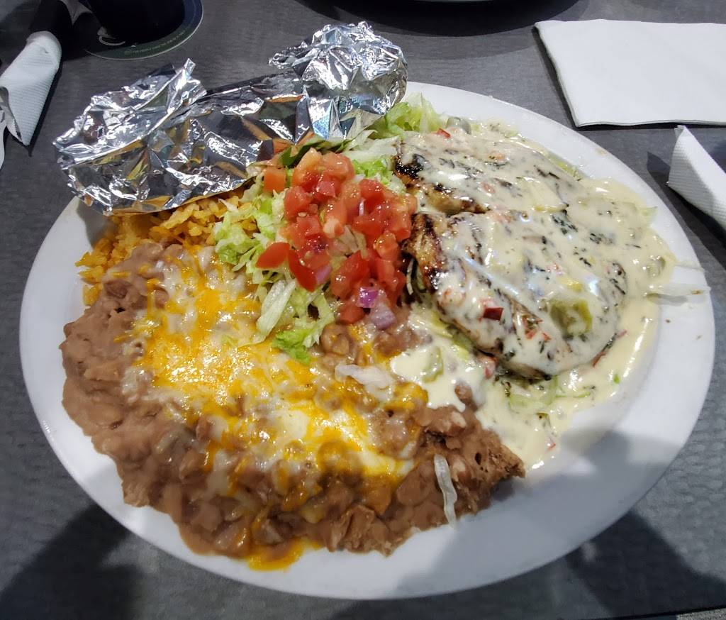 Twisters Grill & Bar | restaurant | 13100 Kansas Ave, Bonner Springs, KS 66012, USA | 9136673700 OR +1 913-667-3700