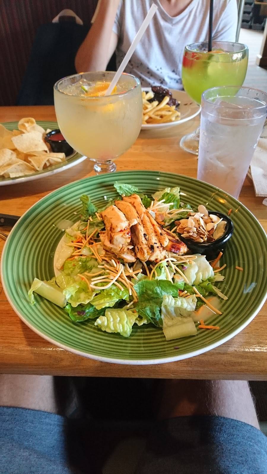 Applebees Grill + Bar | restaurant | 2201 Nostrand Ave, Brooklyn, NY 11210, USA | 3475053300 OR +1 347-505-3300