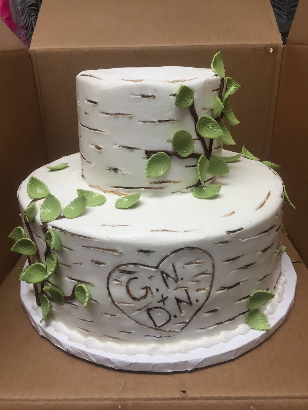 Candy & Cakes By Carrie | bakery | 108 E Sabine St, Carthage, TX 75633, USA | 9036932253 OR +1 903-693-2253