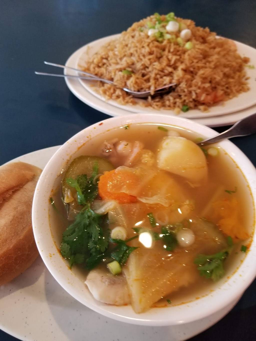 Golden Seafood Restaurant | restaurant | 903 S 75th St, Houston, TX 77023, USA | 7139238790 OR +1 713-923-8790