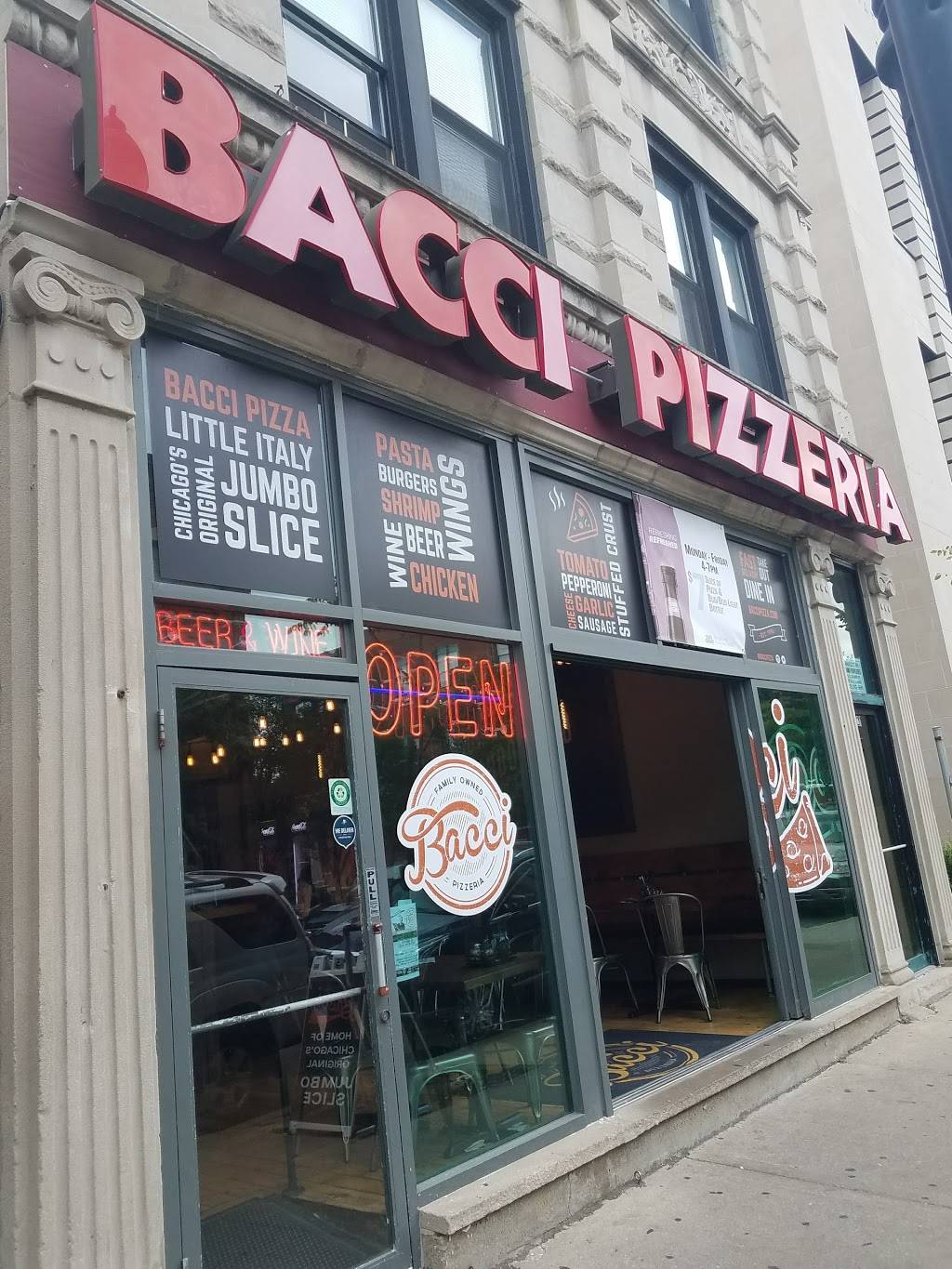 Bacci Pizzeria | restaurant | 1421 W Taylor St, Chicago, IL 60607, USA | 3128373181 OR +1 312-837-3181