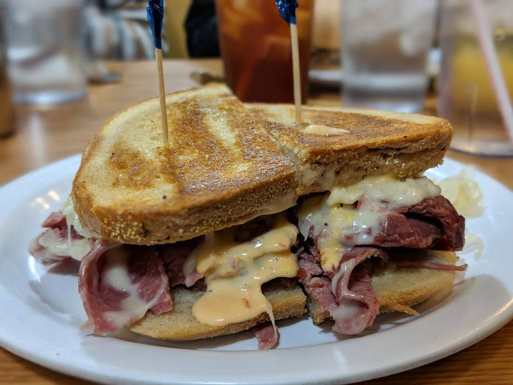 Russell Street Deli | restaurant | 2465 Russell St, Detroit, MI 48207, USA | 3135672900 OR +1 313-567-2900