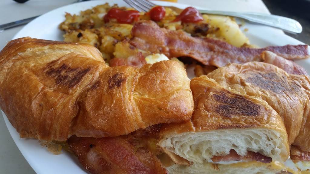 Eat At Rudys | restaurant | 1340 Post Ave, Torrance, CA 90501, USA | 3105330752 OR +1 310-533-0752