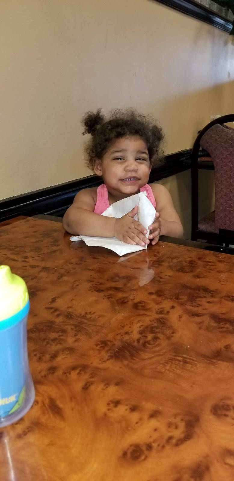 Pinos Pizzeria | restaurant | 230 Line St, Easton, PA 18042, USA | 6102532944 OR +1 610-253-2944