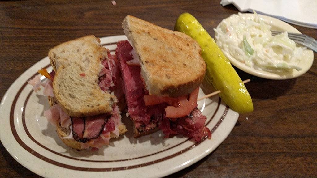 New Yorker Deli | restaurant | 2802 Williamson Rd, Roanoke, VA 24012, USA | 5403660935 OR +1 540-366-0935