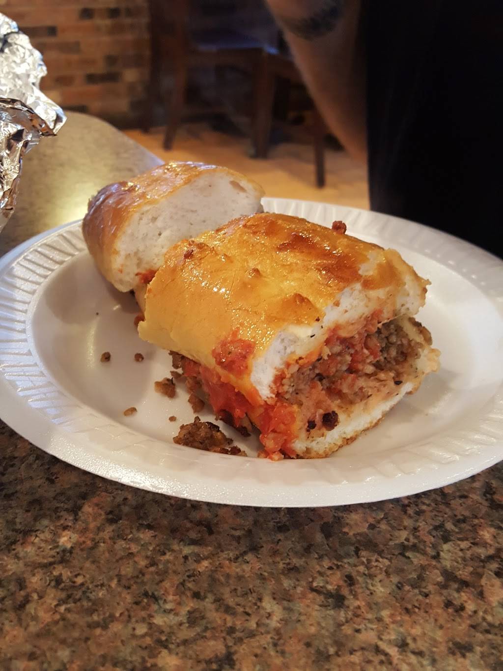 Pizza King | restaurant | 220 N St Joseph Ave, Evansville, IN 47712, USA | 8124247976 OR +1 812-424-7976