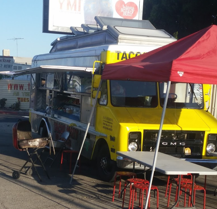 Tacos Mary | restaurant | 2300-2498 S Birch St, Santa Ana, CA 92707, USA | 9492789884 OR +1 949-278-9884