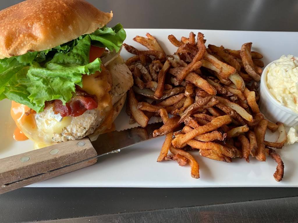 La plank | restaurant | 268 Rue Richelieu, Saint-Jean-sur-Richelieu, QC J3B 6X8, Canada | 5793623332 OR +1 579-362-3332