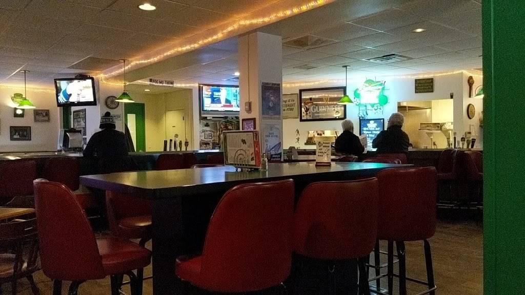 Mannings Irish Pub | restaurant | 3015 N 15th St, Sheboygan, WI 53083, USA | 9202080343 OR +1 920-208-0343