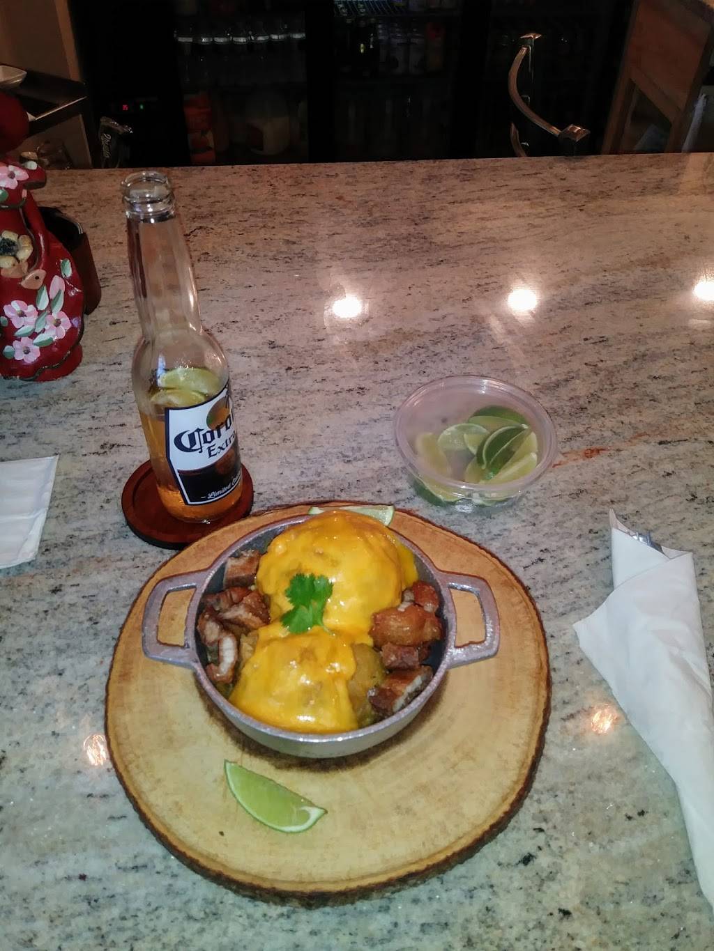 La Villa Bistro | restaurant | 428 Dexter St, Central Falls, RI 02863, USA | 4012051436 OR +1 401-205-1436