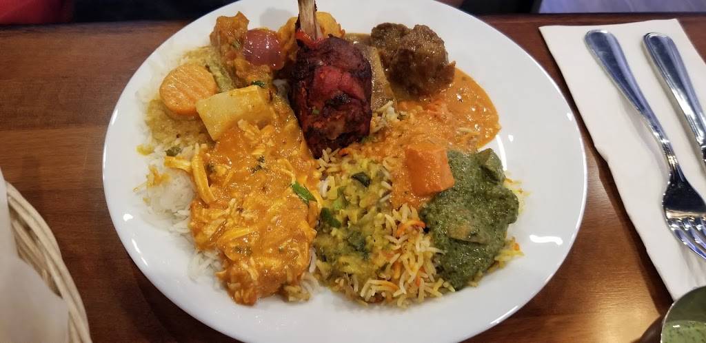 Tikka Masalaa Indian Restaurant Tampa | restaurant | 10029 W Hillsborough Ave Town and Country, Tampa, FL 33615, USA | 8134432433 OR +1 813-443-2433