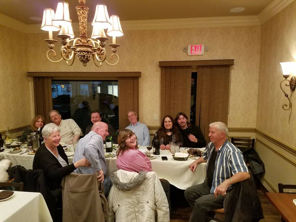 Alessandros Trattoria E Pizzeria | restaurant | 157 Terrace St, Haworth, NJ 07641, USA | 2013858544 OR +1 201-385-8544