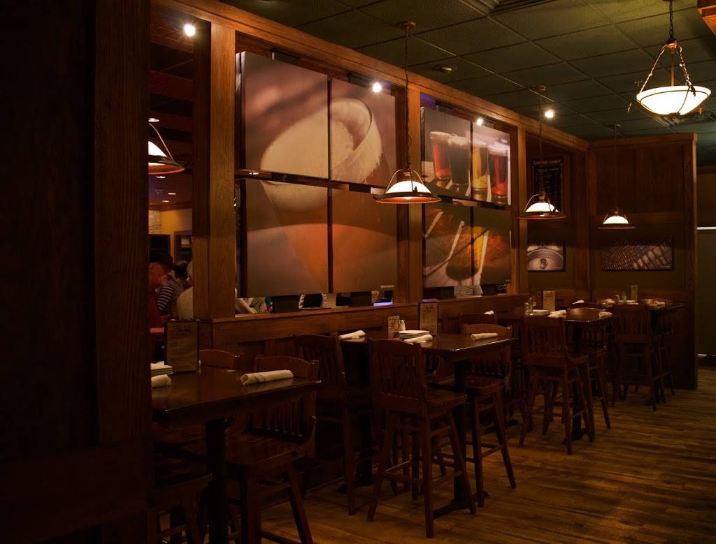 Pike & Pint Grill | restaurant | 110 30th Ave W, Alexandria, MN 56308, USA | 3207637468 OR +1 320-763-7468