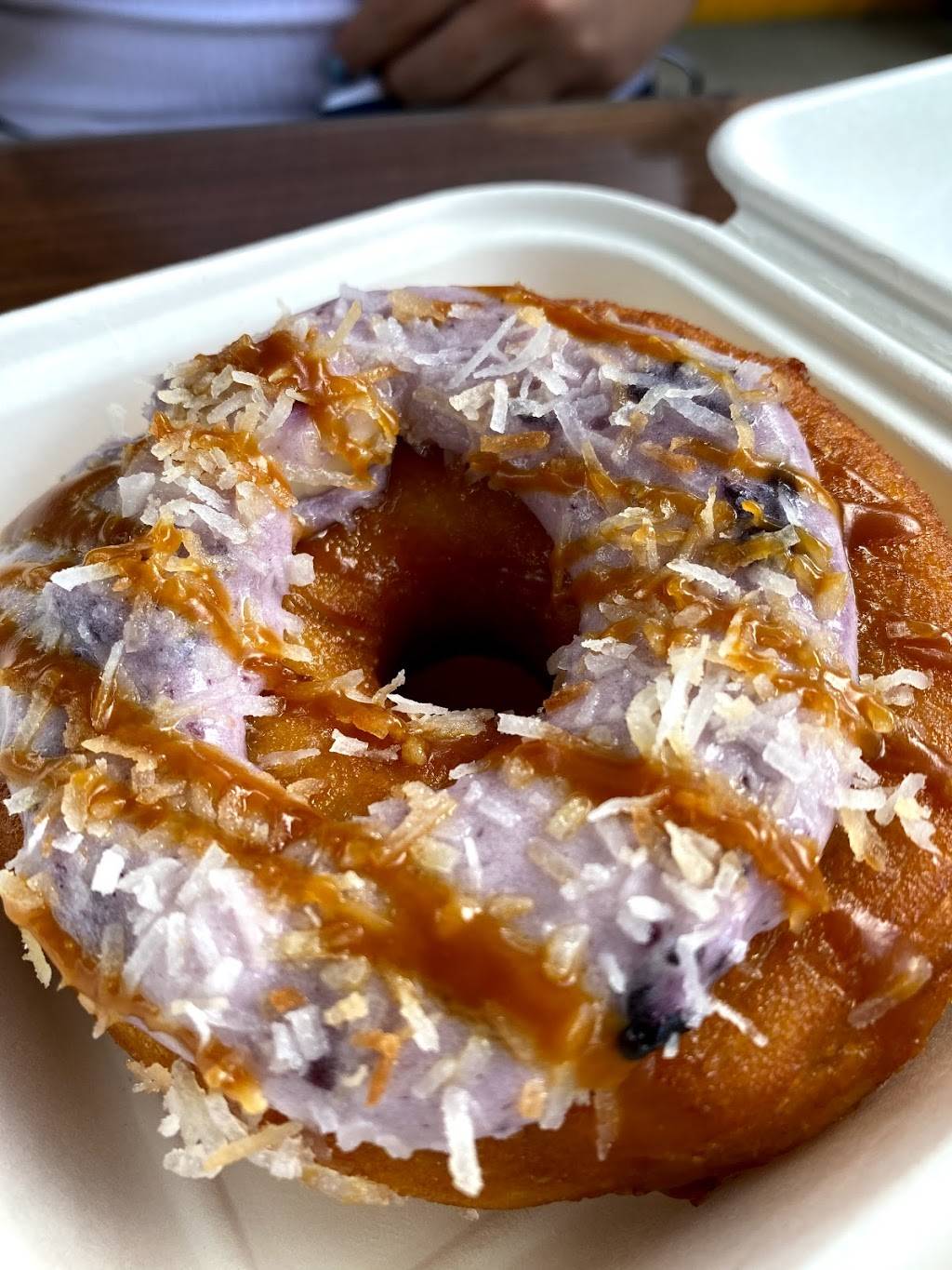 HenDough Chicken & Donuts | restaurant | 126 Augusta St suite 13, Greenville, SC 29601, USA | 8643739108 OR +1 864-373-9108