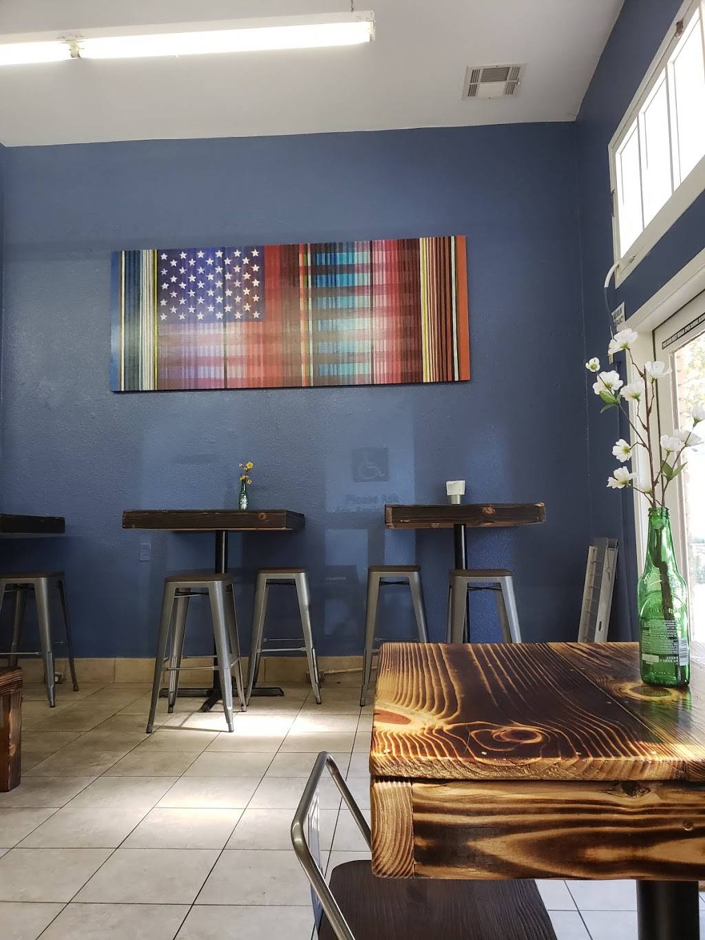 StreetZlan Restaurant | restaurant | 415 C St, Galt, CA 95632, USA | 2092517241 OR +1 209-251-7241