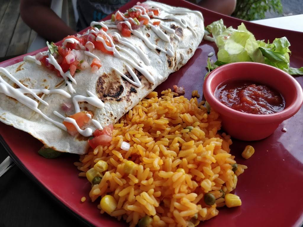 Senor Sombrero | restaurant | 732 Ave Royale, Quebec City, QC G1E 1Z4, Canada | 4186665555 OR +1 418-666-5555