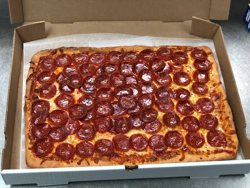 Giovannis Pizza Parma | meal delivery | 10389 W Pleasant Valley Rd, Parma, OH 44130, USA | 4408823939 OR +1 440-882-3939