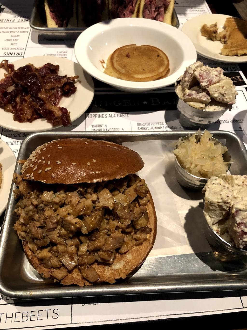 New Amsterdam Burger Bar | restaurant | 680 Columbus Ave, New York, NY 10025, USA | 2123620700 OR +1 212-362-0700