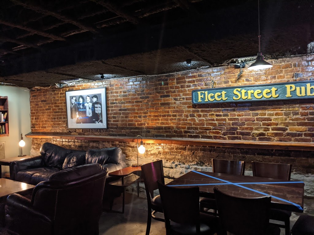 Fleet Street Pub | restaurant | 207 Printers Alley, Nashville, TN 37201, USA | 6152000782 OR +1 615-200-0782