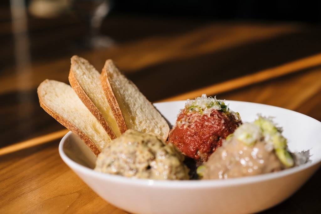 Indulge Bistro & Wine Bar | restaurant | 1601 Mayberry Dr, Highlands Ranch, CO 80129, USA | 3039911994 OR +1 303-991-1994