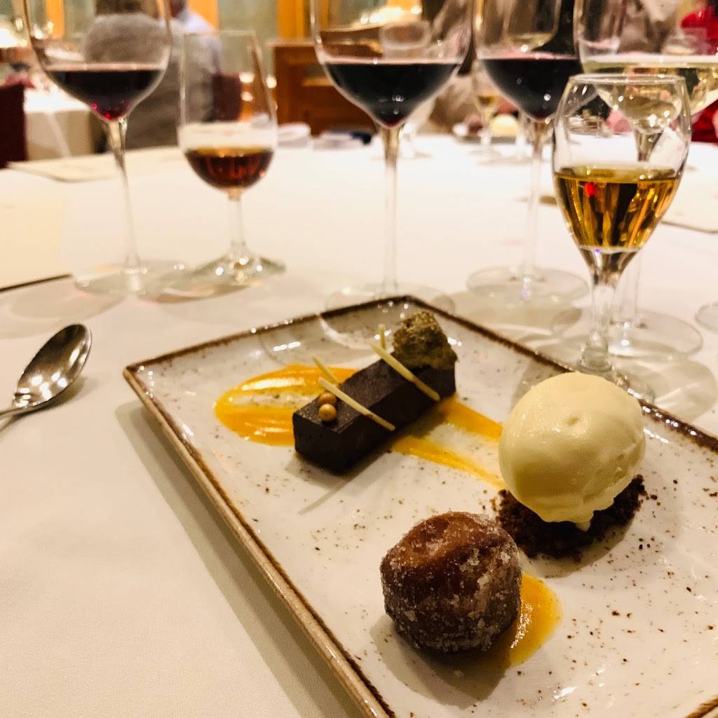 Primo | restaurant | 4040 Central Florida Pkwy, Orlando, FL 32837, USA | 4073934444 OR +1 407-393-4444