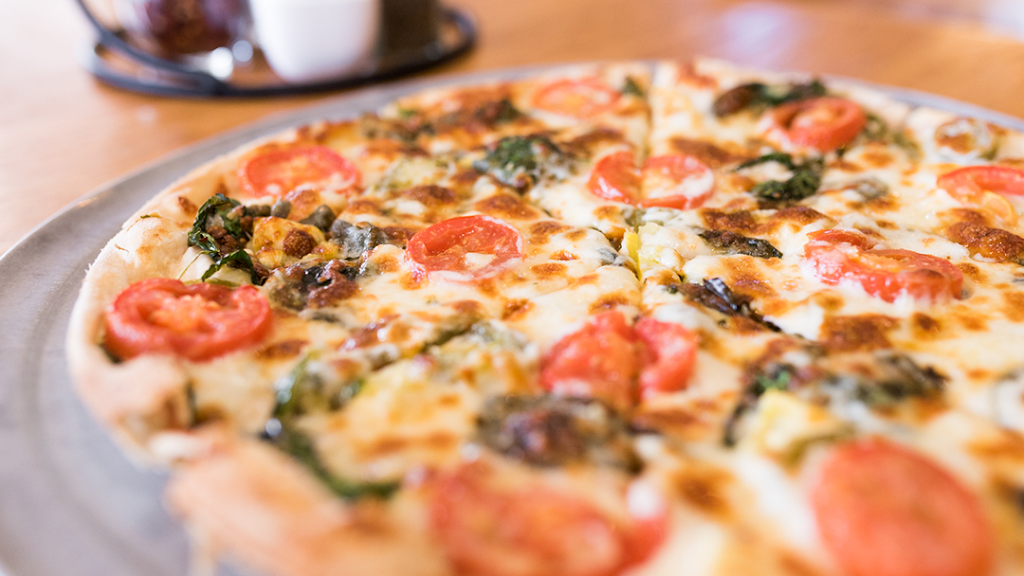 American Pie PIzza | restaurant | 9709 Maumelle Blvd, North Little Rock, AR 72113, USA | 5017588800 OR +1 501-758-8800