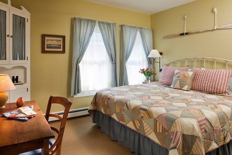 Squam Lake Inn | restaurant | 28 Shepard Hill Rd, Holderness, NH 03245, USA | 6039684417 OR +1 603-968-4417