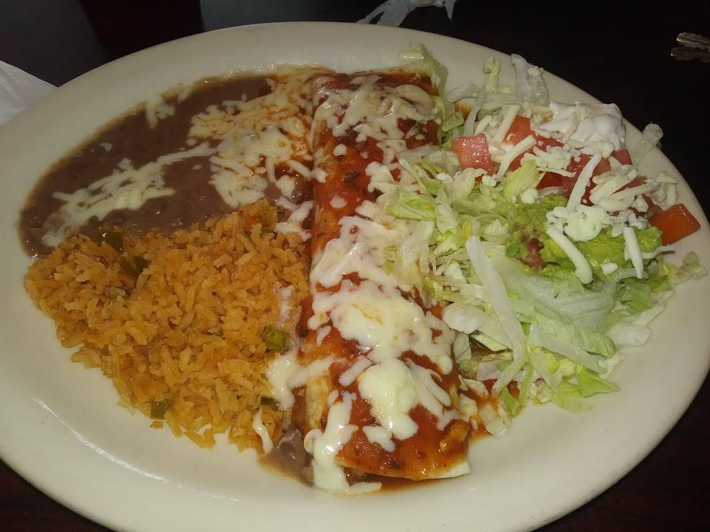 Armandos Mexican Bar and Grill | restaurant | 203 Ohio Ave N, Live Oak, FL 32064, USA | 3862190623 OR +1 386-219-0623