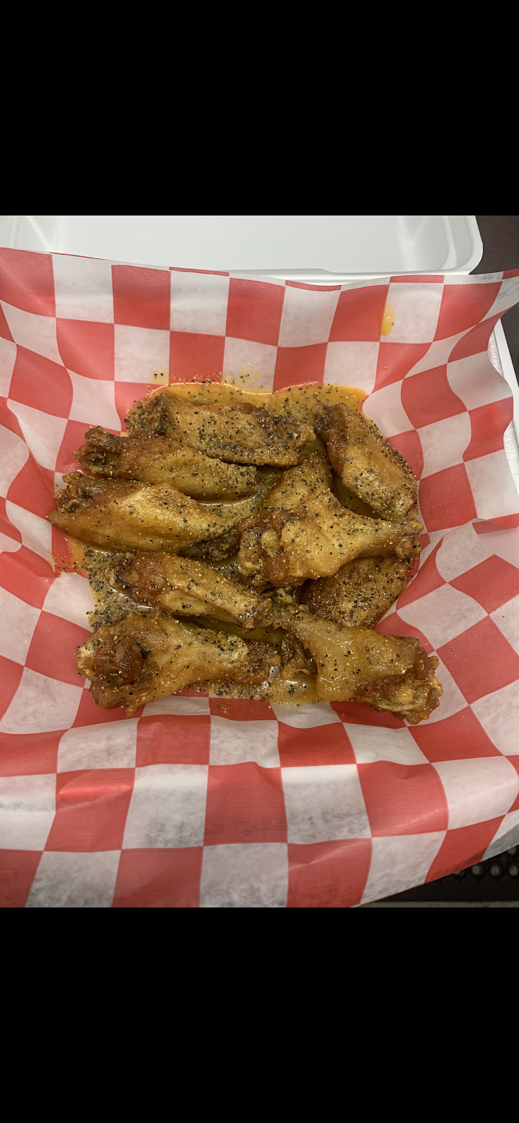 WingN It | restaurant | 10 Fairgrounds Rd, Paris, TN 38242, USA | 7314074353 OR +1 731-407-4353