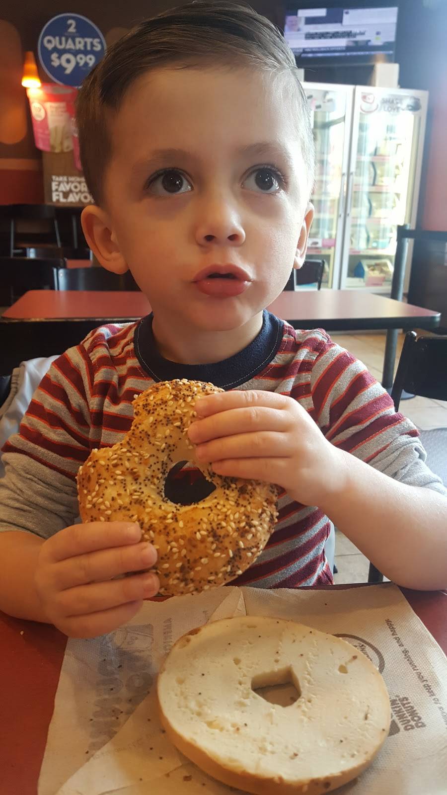 Dunkin | cafe | 3014 Driwood Ct, Charlotte, NC 28269, USA | 7047177300 OR +1 704-717-7300