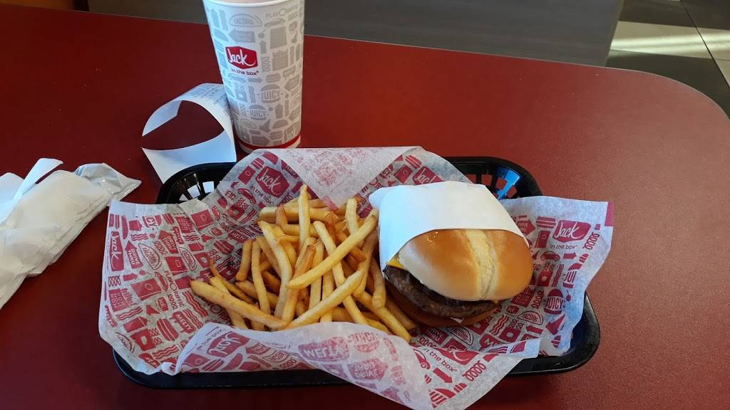 Jack in the Box | restaurant | 29105 Old Town Front St, Temecula, CA 92590, USA | 9515063322 OR +1 951-506-3322