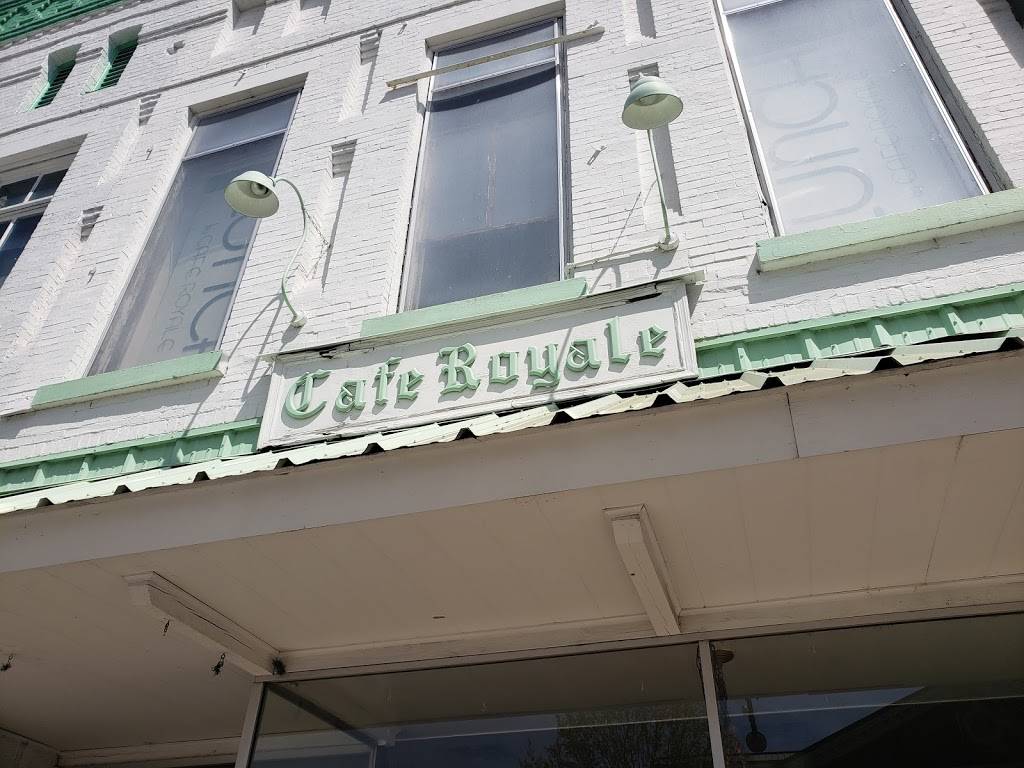 Cafe Royale | restaurant | 110 Court Sq E, Talladega, AL 35160, USA | 2563623681 OR +1 256-362-3681
