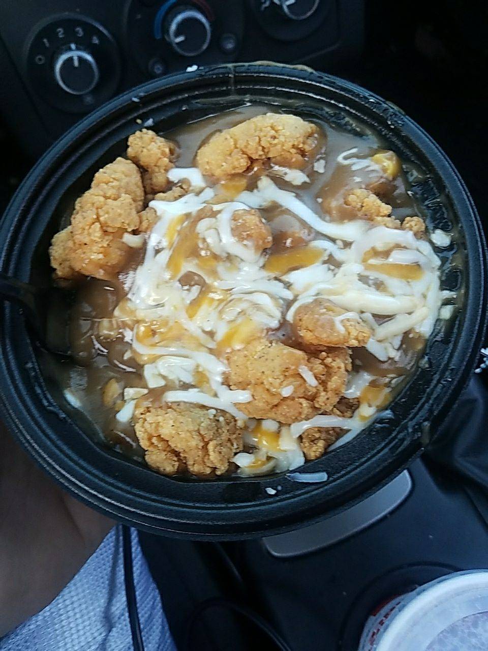 KFC | restaurant | 658 W 23rd St, Lawrence, KS 66046, USA | 7858432412 OR +1 785-843-2412