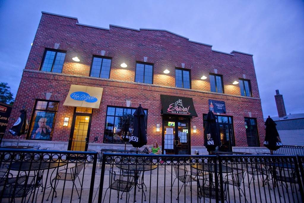 Evviva! Bar & Eatery | meal delivery | 2257, 1017 Front St, Lisle, IL 60532, USA | 6302419955 OR +1 630-241-9955