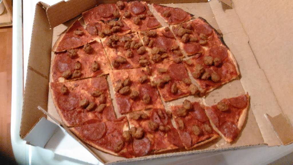 Dominos Pizza | meal delivery | 608 Vandalia St, Collinsville, IL 62234, USA | 6183458825 OR +1 618-345-8825