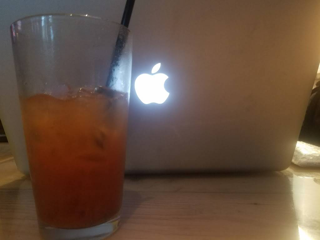 Stalking Horse | restaurant | 26 E Cross St, Baltimore, MD 21230, USA | 4102446722 OR +1 410-244-6722