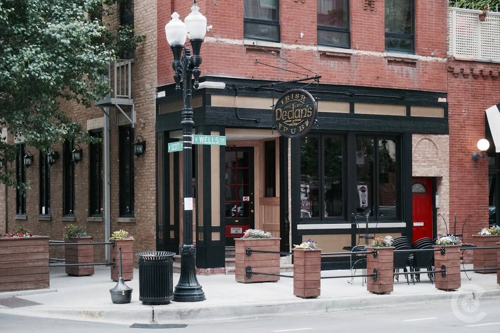 Declans Irish Pub | restaurant | 1240 N Wells St, Chicago, IL 60610, USA | 3126425522 OR +1 312-642-5522
