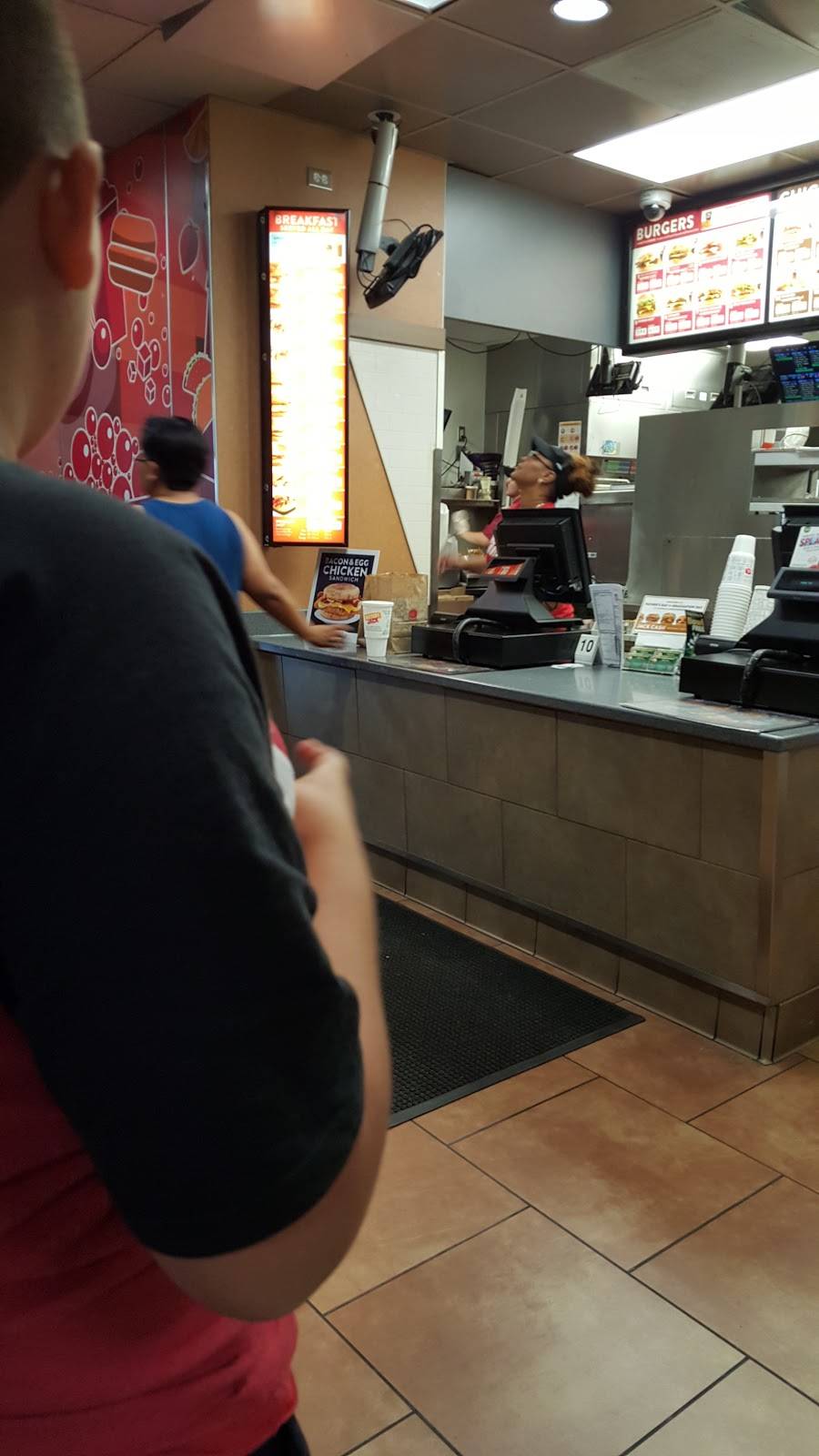 Jack in the Box | restaurant | 2985 W Valencia Rd, Tucson, AZ 85746, USA | 5208837484 OR +1 520-883-7484