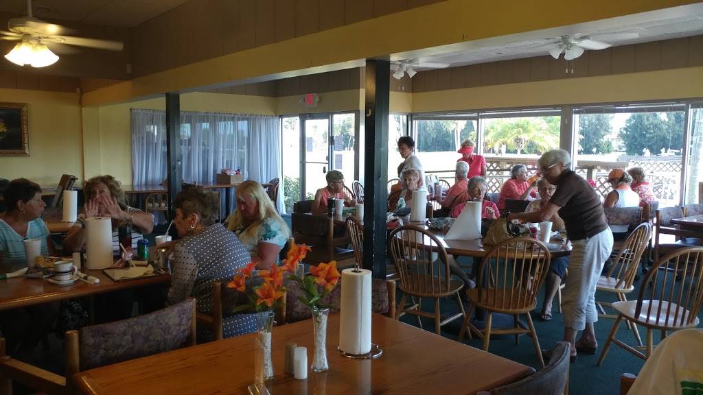 The Grille On The Green | restaurant | 100 Woodland Dr, Vero Beach, FL 32962, USA | 7722265749 OR +1 772-226-5749