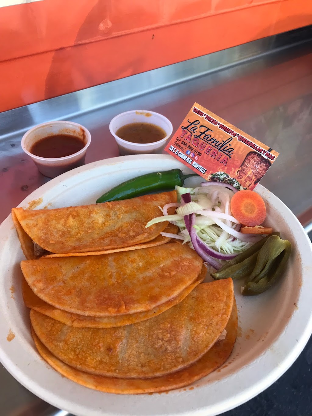 La Familia Taqueria | restaurant | 1035 W El Camino Real, Sunnyvale, CA 94087, USA | 6509605790 OR +1 650-960-5790