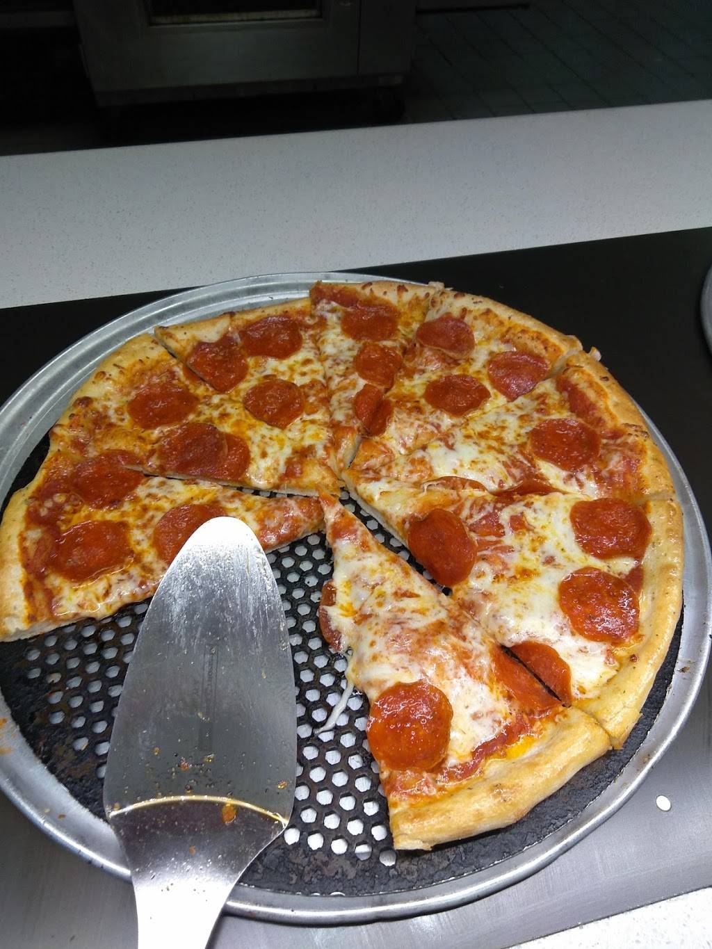 Cicis Pizza | restaurant | 981 Ann St, Montgomery, AL 36107, USA | 3343863086 OR +1 334-386-3086